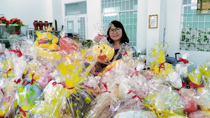 Hơn 400 thú nhồi bông được quyên góp gửi tặng trẻ em vùng thiên tai nhân dịp Giáng sinh