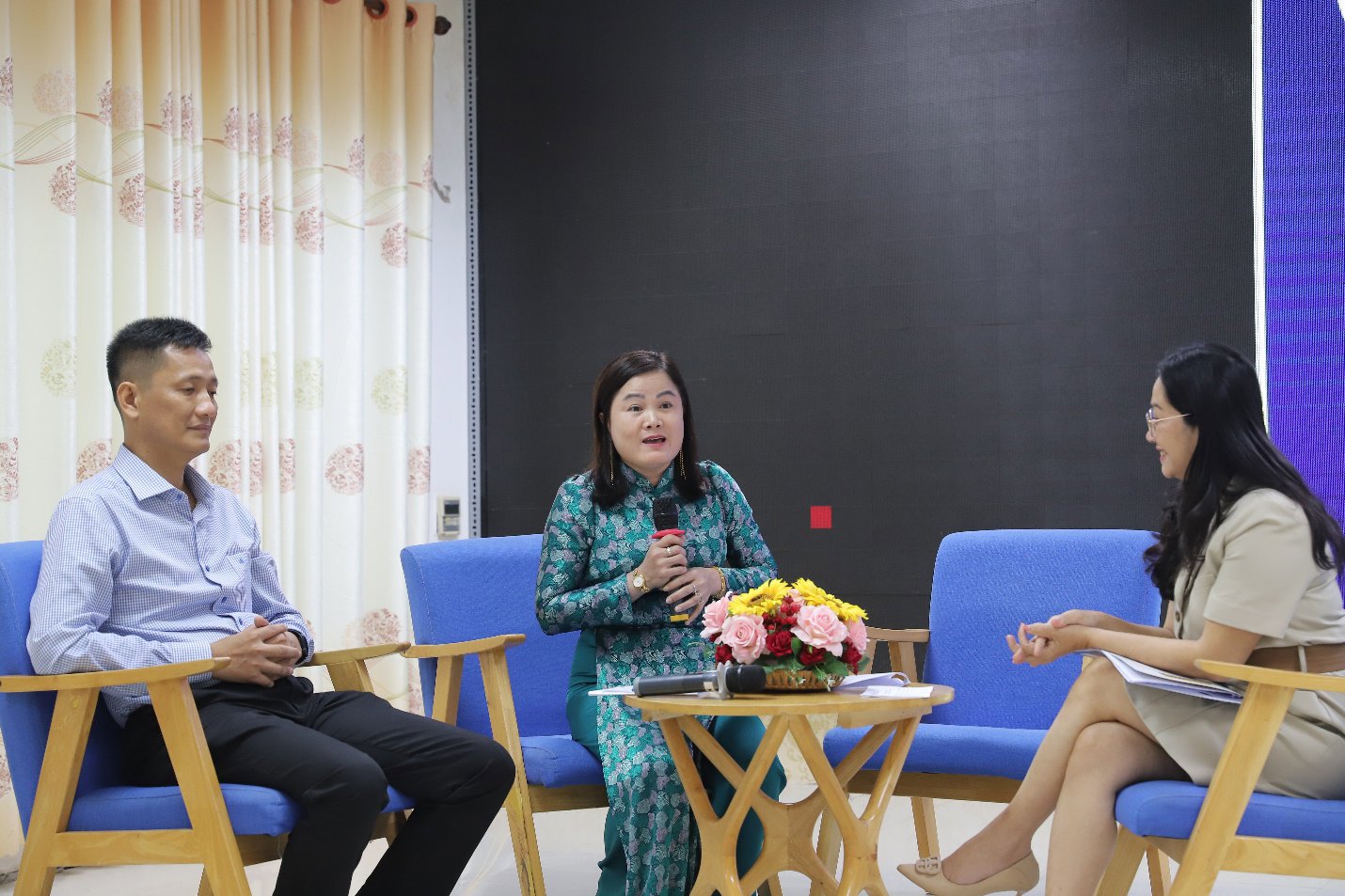 Hội thảo “Pháp luật và chuyển đổi số trong doanh nghiệp” – Gắn kết tri thức pháp lý với thực tiễn
